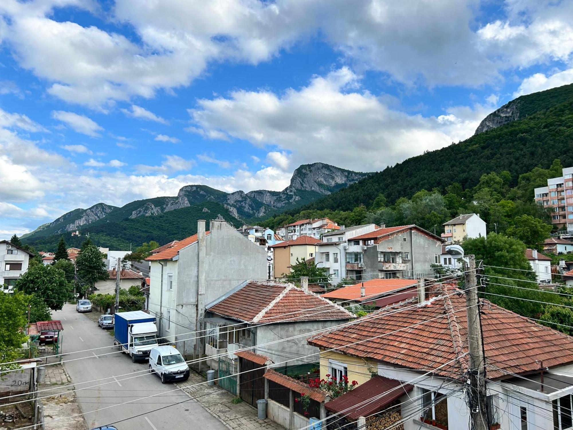 Apart House Ana Апартамент За Гости Ана Vratsa Esterno foto