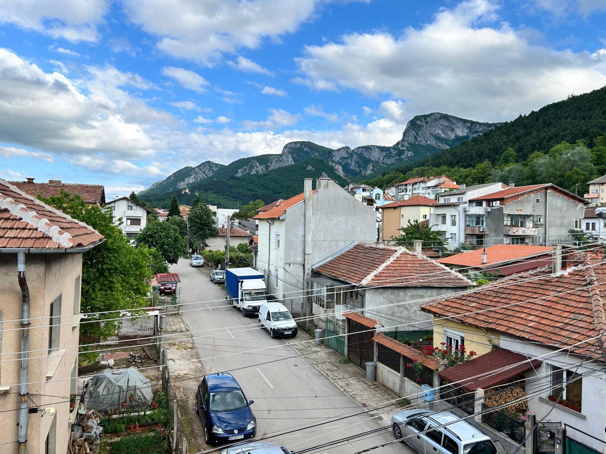 Apart House Ana Апартамент За Гости Ана Vratsa Esterno foto